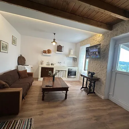 Ferienhaus Liotrivi *